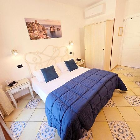 Hotel Cala Marina Castellammare del Golfo Exterior foto